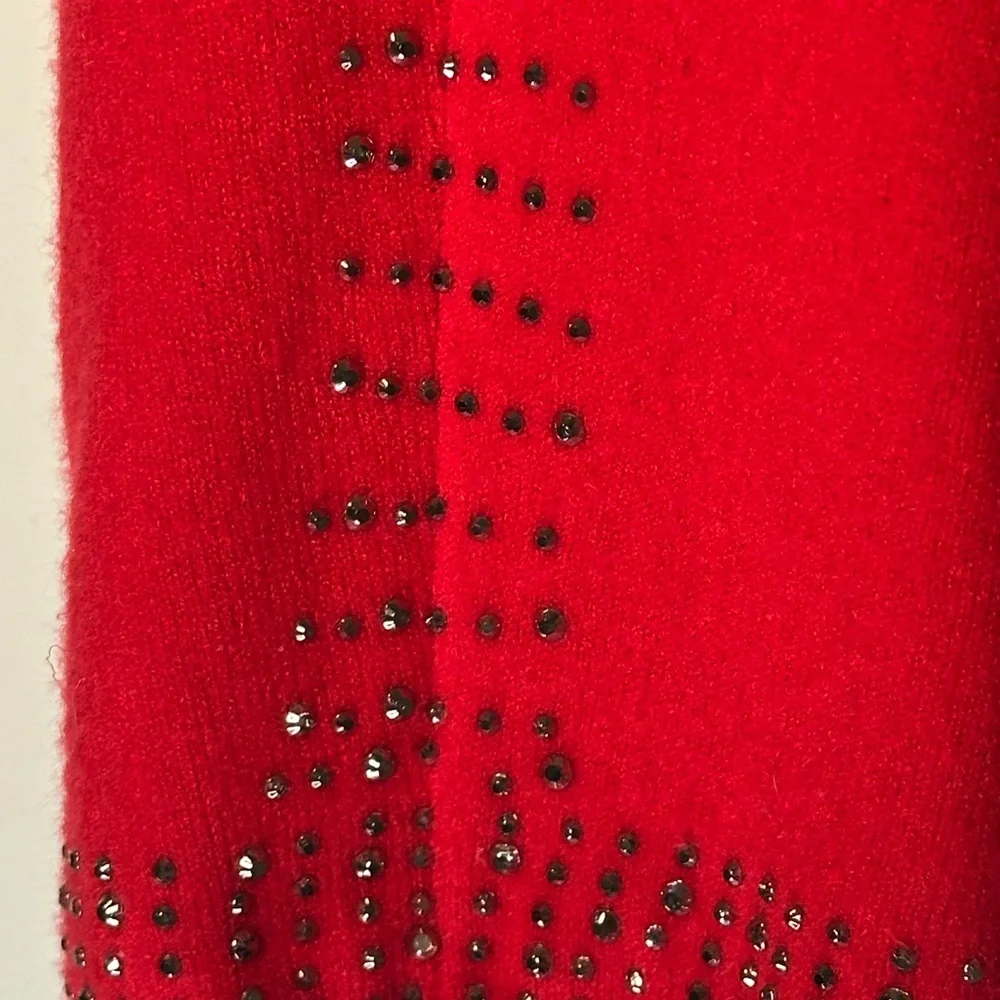 Oliver Holiday Red Sweater Black Sparkle Beads Size 2X Soft And‎ Cozy